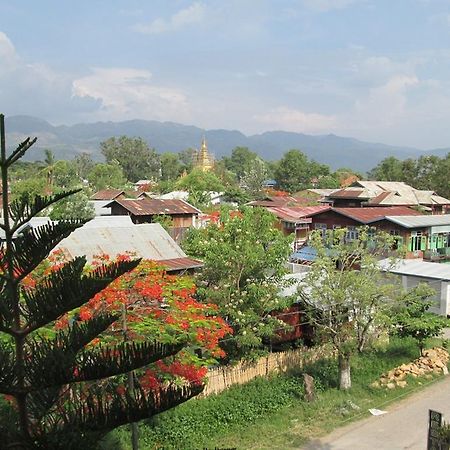 Teak Wood Hotel Nyaung Shwe Buitenkant foto